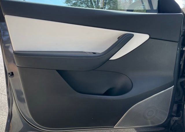 Used 2021 Tesla Model Y Performance AWD/4WD image 13