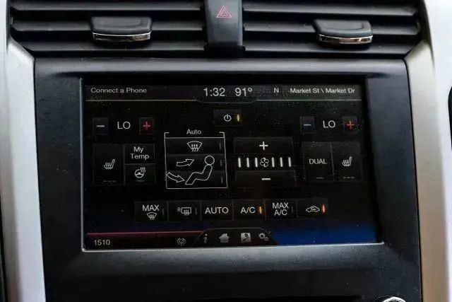 Used 2016 Ford Fusion SE w/ Equipment Group 502A image 36