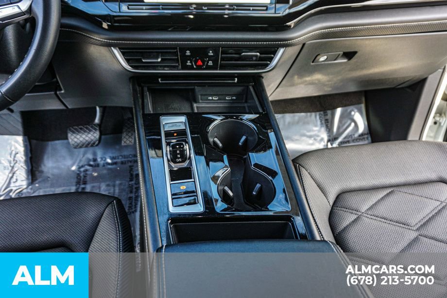 Used 2024 Volkswagen Atlas Cross Sport SE image 40