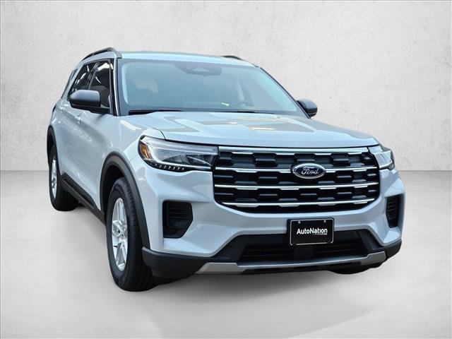 New 2026 Ford Explorer Active RWD image 7