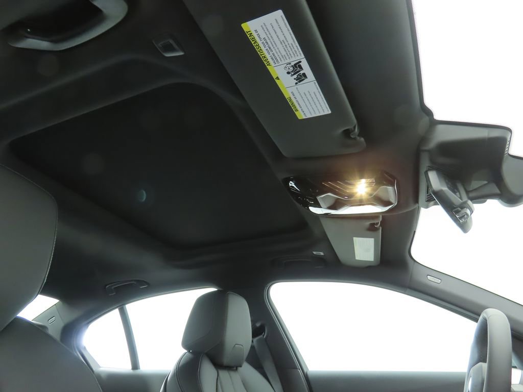 New 2026 BMW i5 eDrive40 w/ M Sport Package image 18