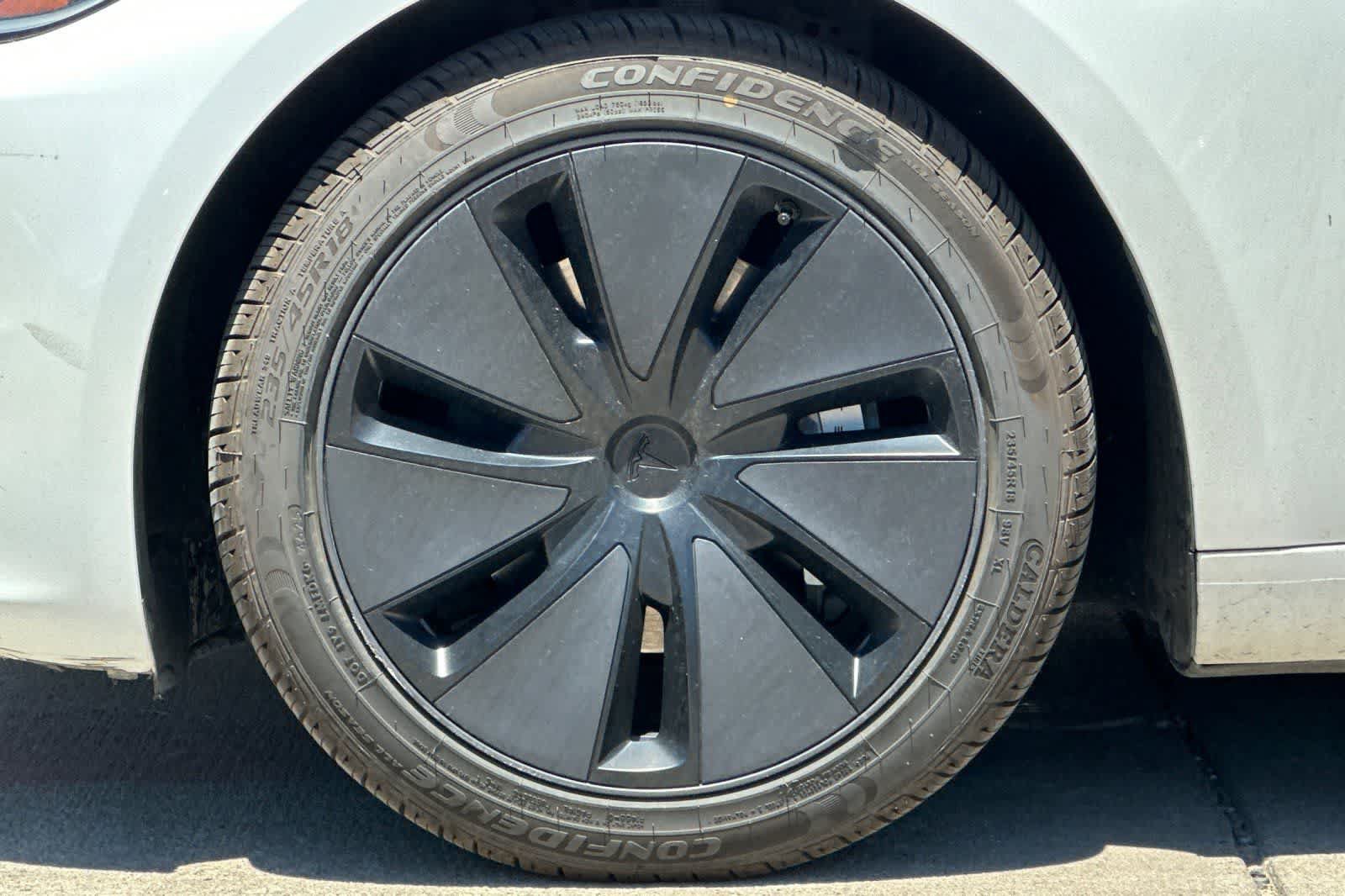 Used 2024 Tesla Model 3 Long Range AWD/4WD image 12