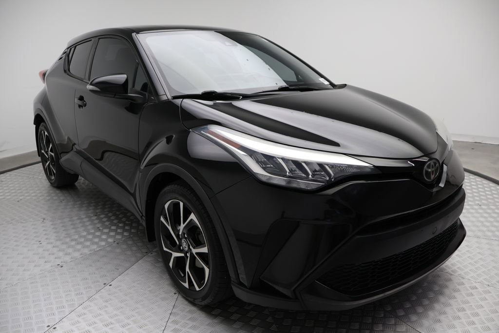 Certified 2020 Toyota C-HR XLE image 6