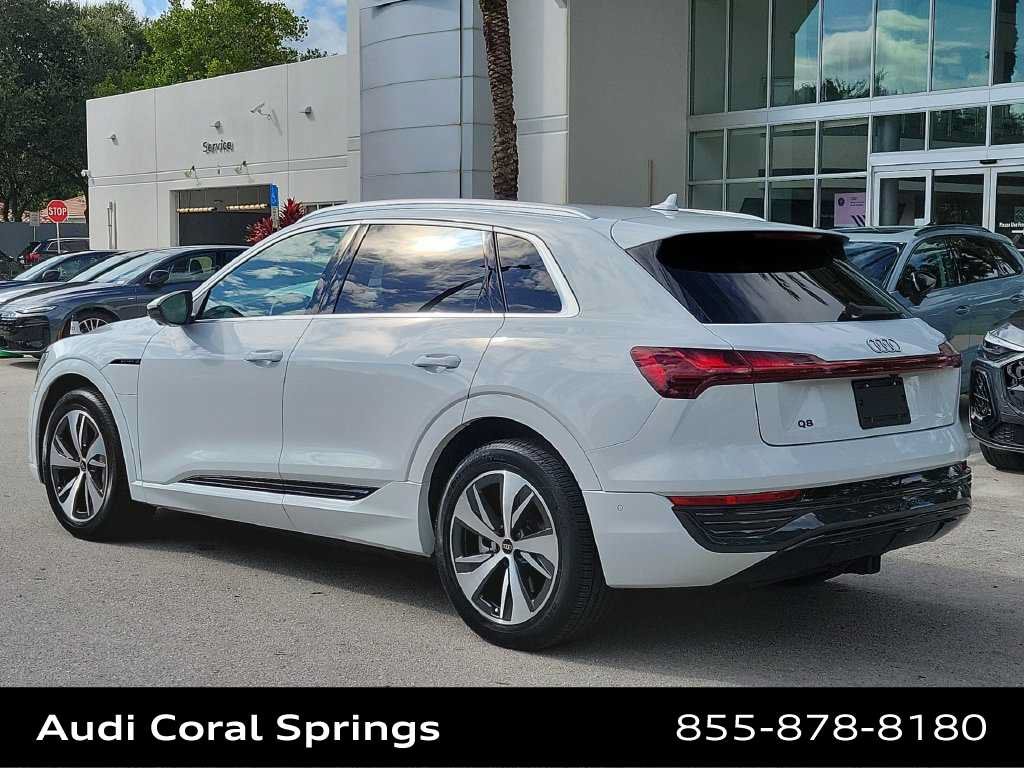 Certified 2024 Audi Q8 e-tron Premium Plus AWD/4WD image 12