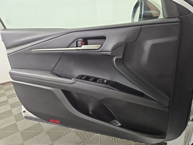 Used 2025 Toyota Camry SE FWD image 28