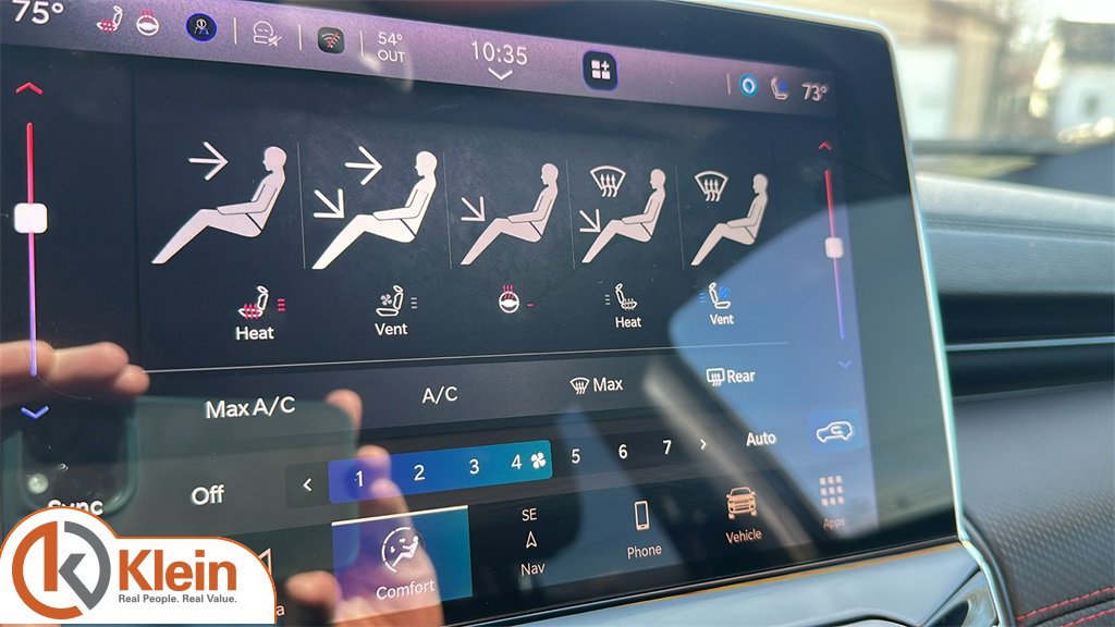 Used 2024 Jeep Compass Trailhawk w/ Trailhawk Elite Group image 22