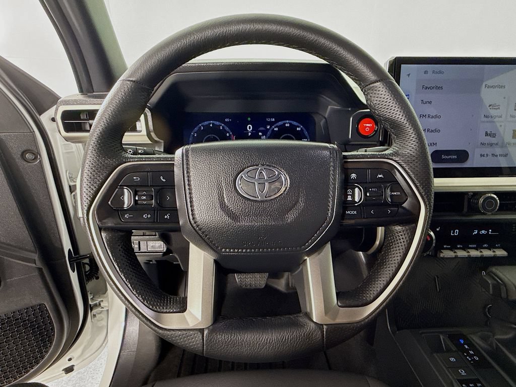 Certified 2024 Toyota Tacoma TRD Off-Road AWD/4WD image 13