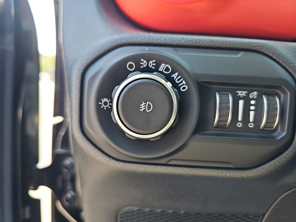 Used 2021 Jeep Wrangler Unlimited Rubicon image 29