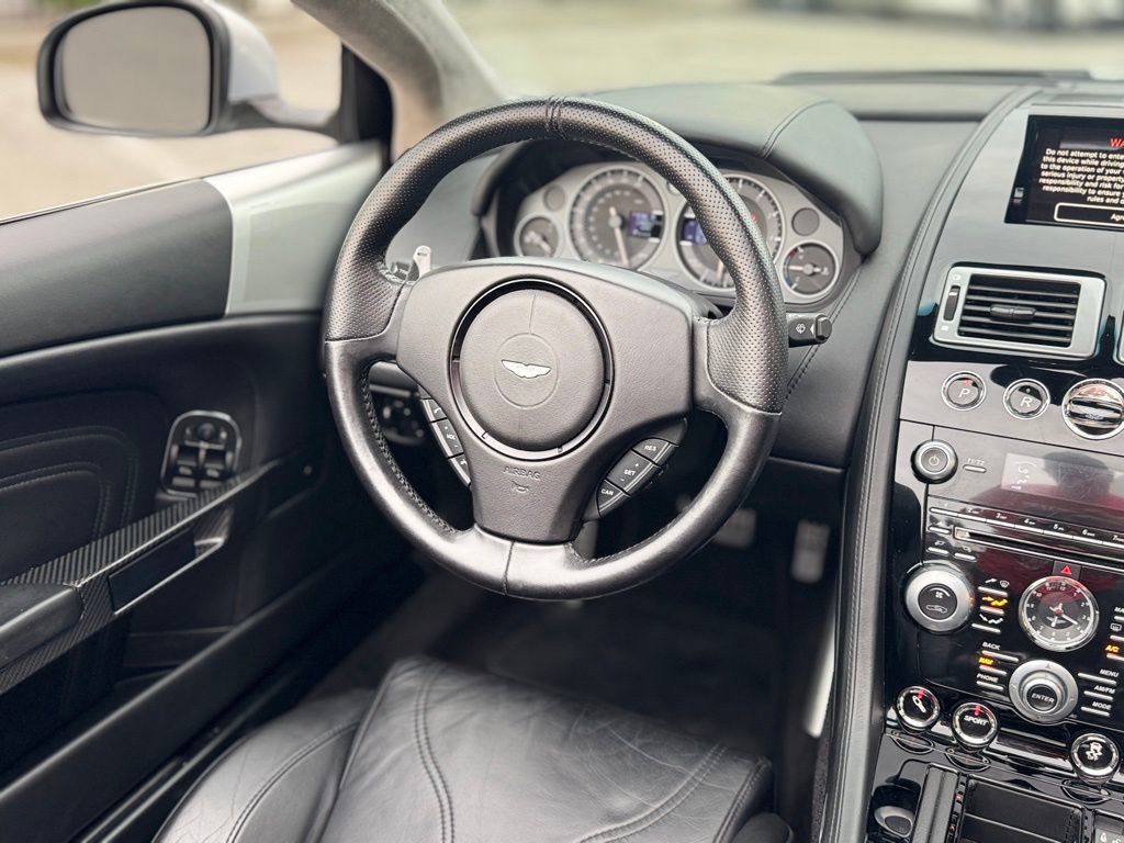 Used 2012 Aston Martin DBS Volante image 43
