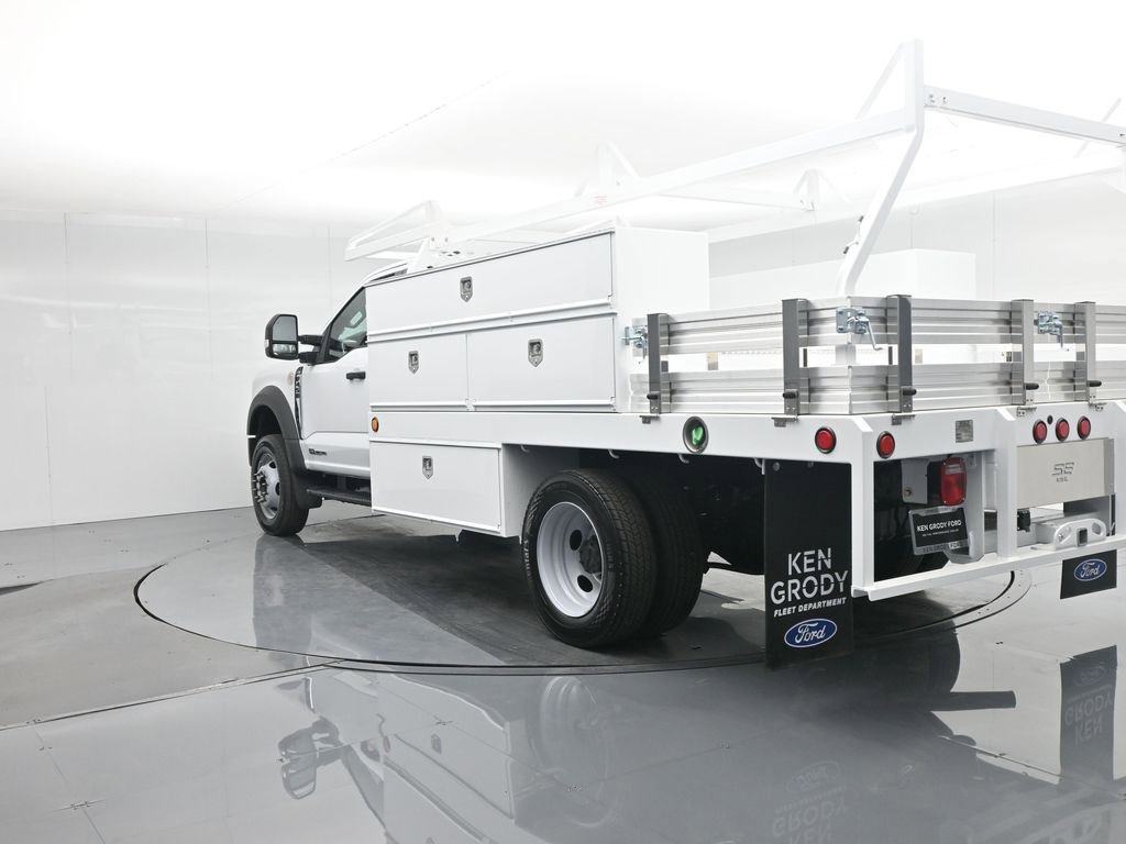 New 2025 Ford F450 XL w/ XL Chrome Package image 33