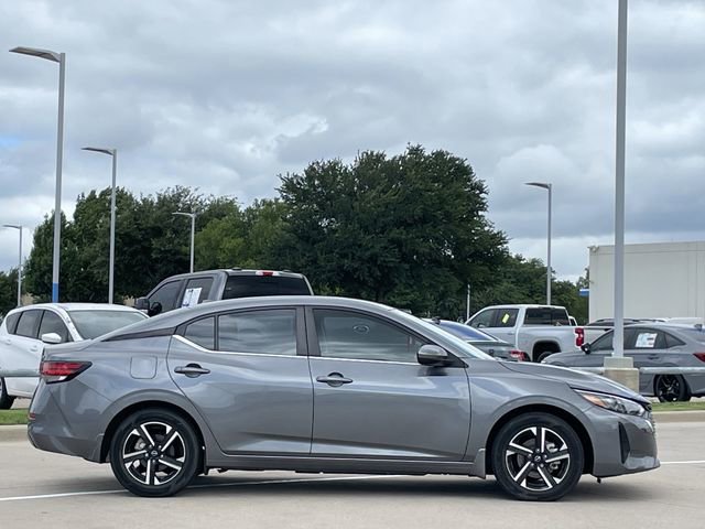 Used 2024 Nissan Sentra SV FWD image 3