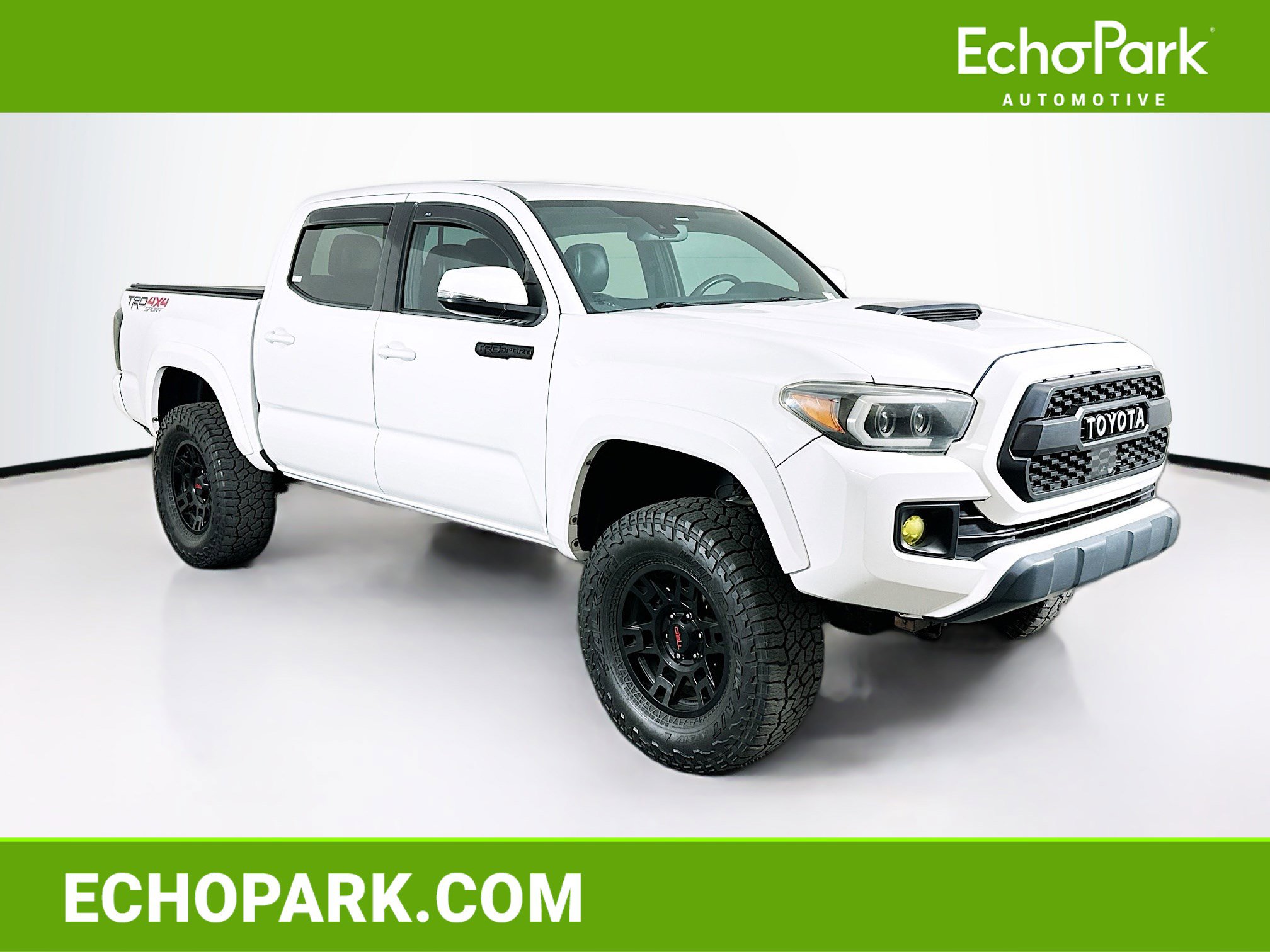Used 2019 Toyota Tacoma TRD Sport AWD/4WD image 1