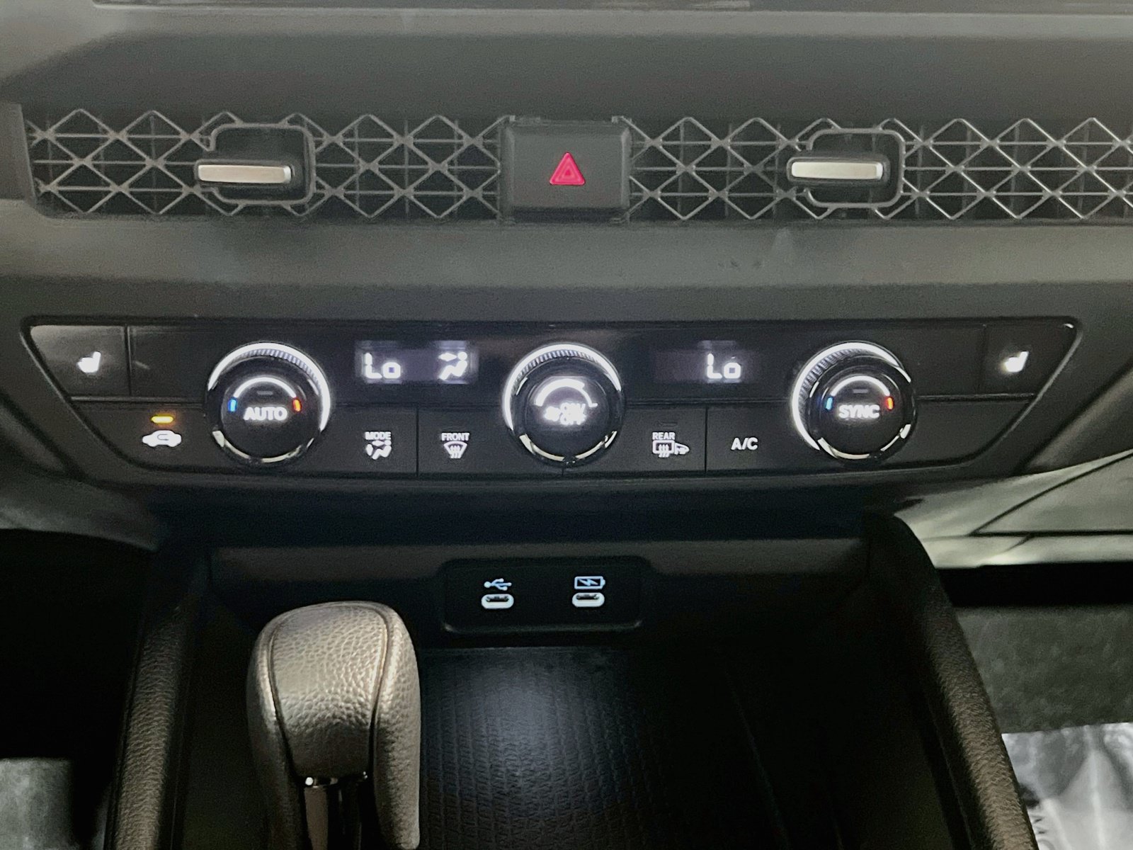 Used 2025 Honda Accord SE image 11