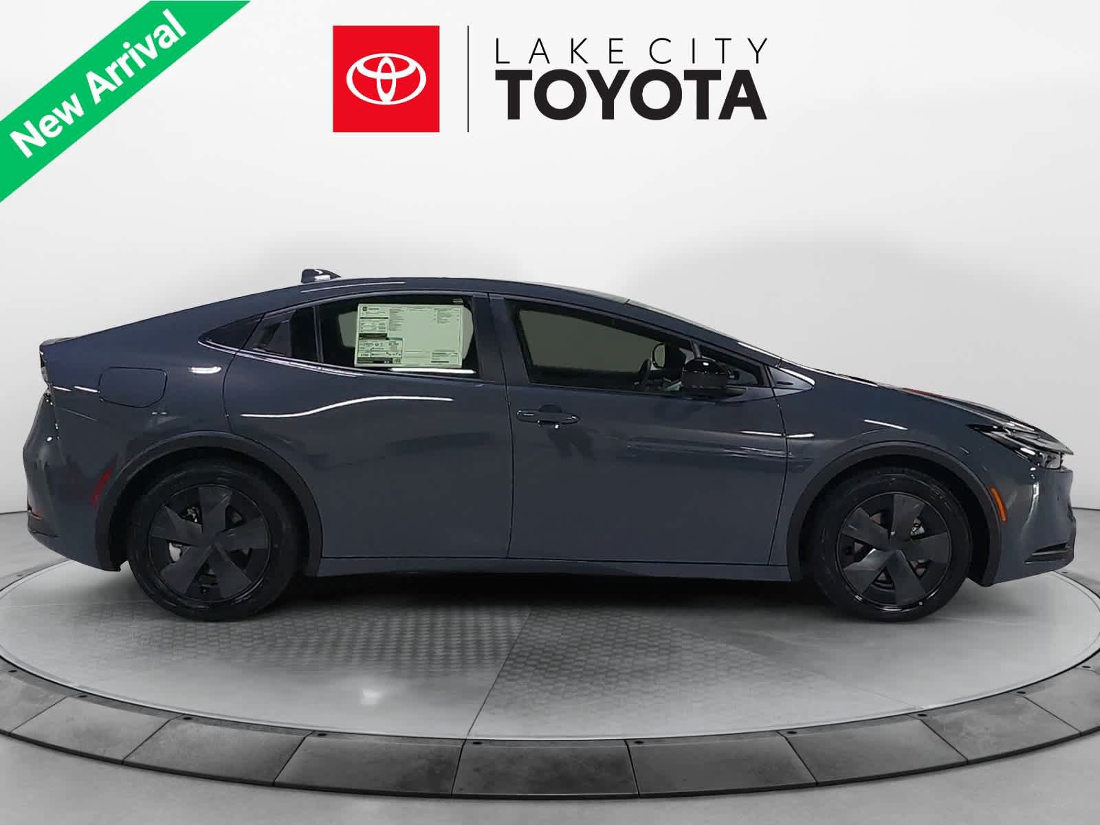 New 2025 Toyota Prius Plug-In Hybrid FWD image 7