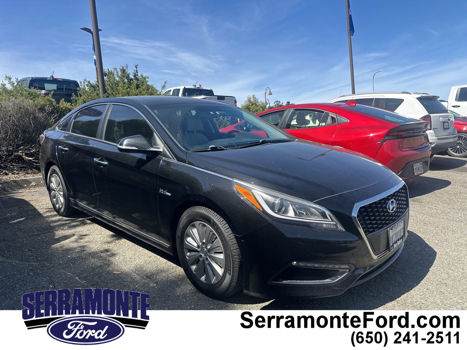 Used 2016 Hyundai Sonata SE image 1