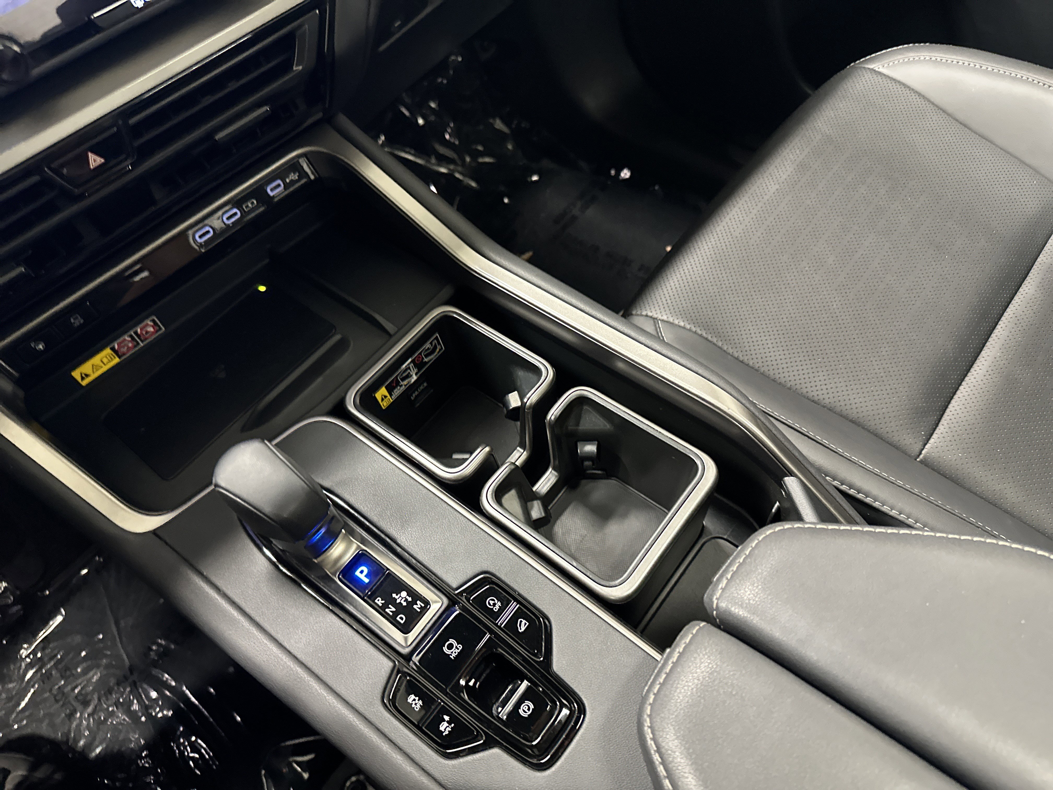 Certified 2024 Lexus TX 350 AWD w/ Captains Chair Package image 5