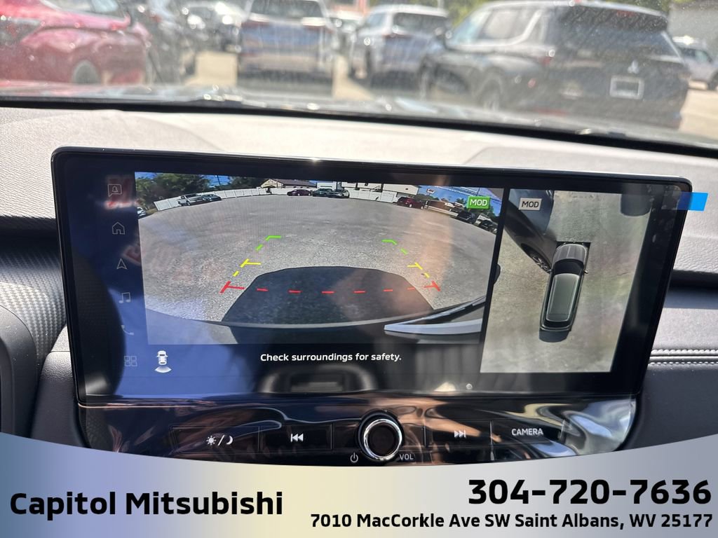 New 2025 Mitsubishi Outlander SEL image 28
