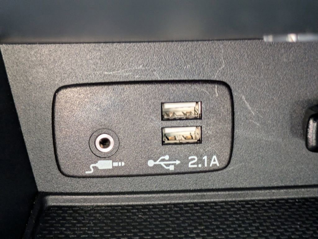 Used 2023 Subaru Crosstrek 2.0i Premium w/ Special Edition image 23