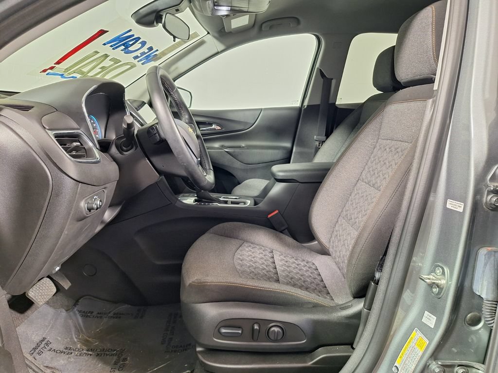 Used 2024 Chevrolet Equinox LT FWD image 9