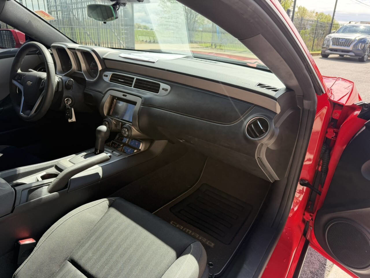 Used 2015 Chevrolet Camaro LS RWD image 15