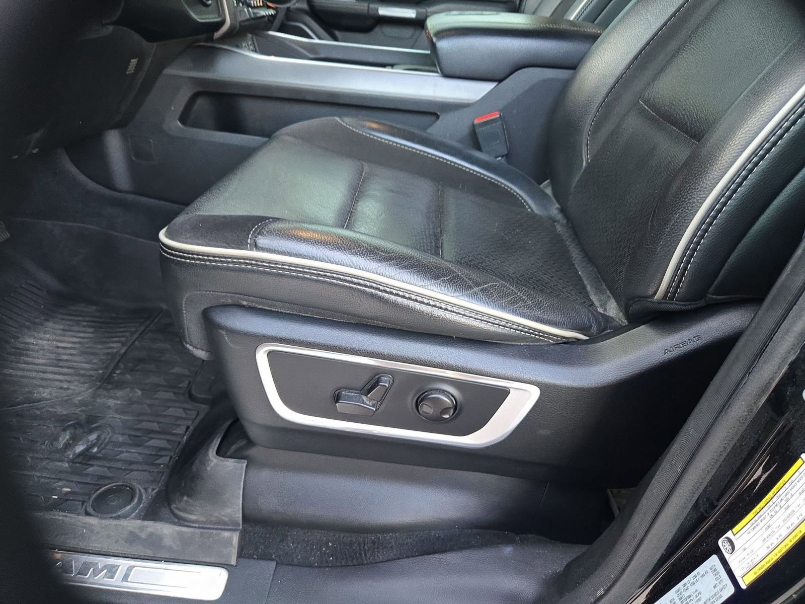 Used 2022 RAM 1500 Laramie image 23