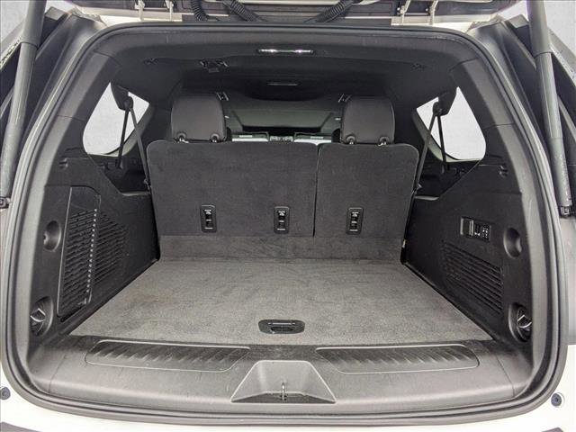 Used 2021 GMC Yukon XL SLT w/ SLT Luxury Plus Package image 18