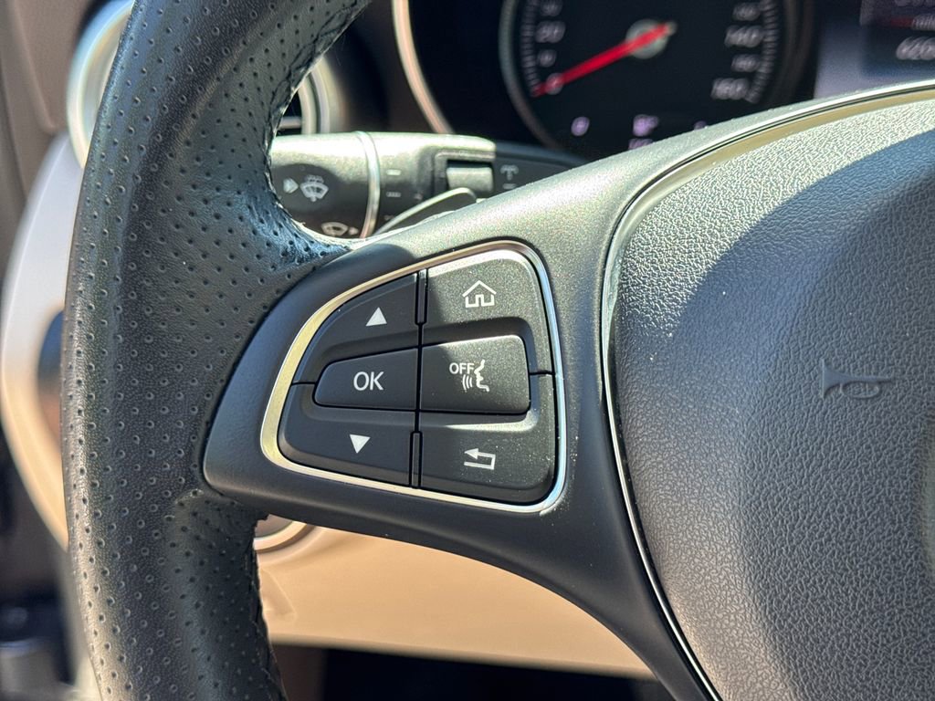 Used 2018 Mercedes-Benz GLC 300 image 25