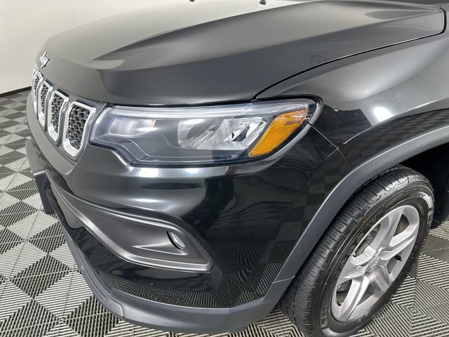 Certified 2023 Jeep Compass Latitude w/ Convenience Group AWD/4WD image 30