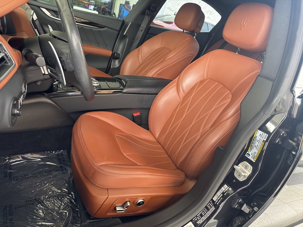 Certified 2023 Maserati Ghibli Modena Q4 AWD/4WD image 16