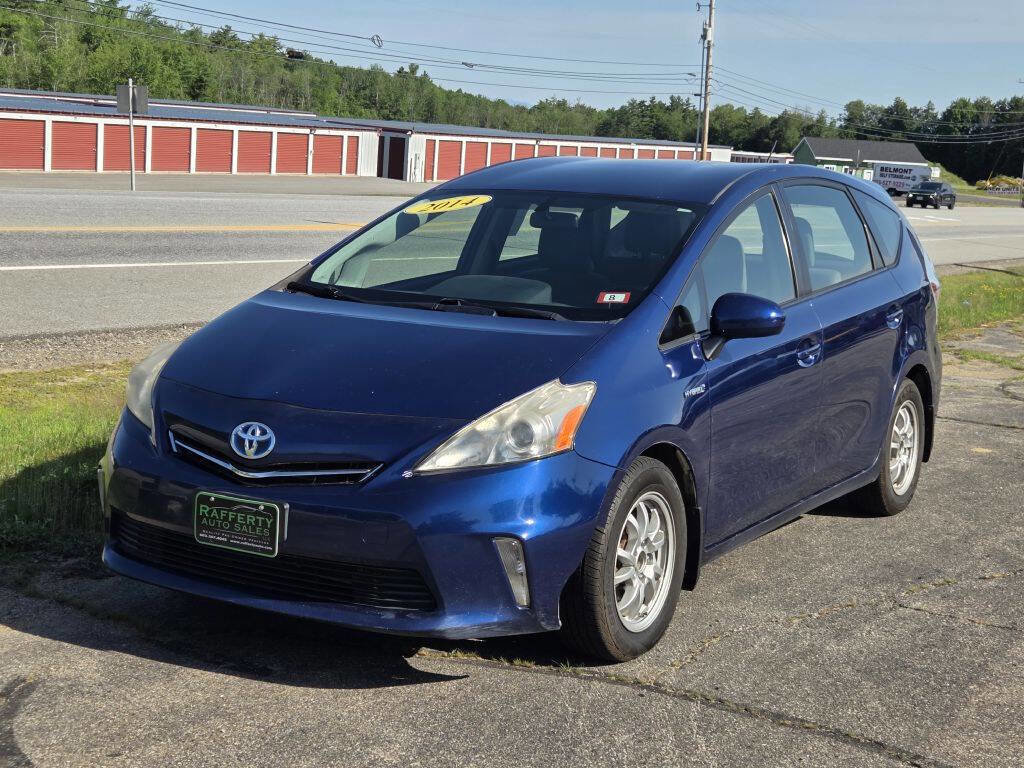 Used 2014 Toyota Prius V image 8