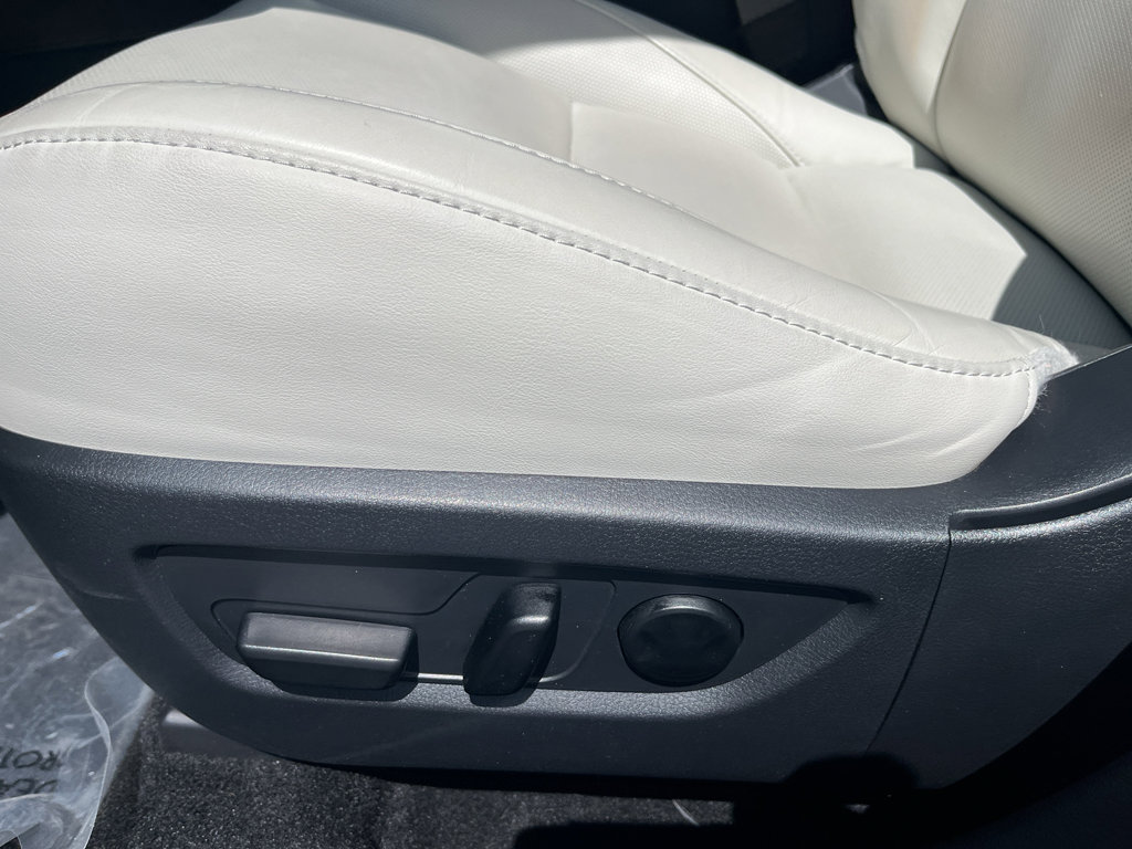 Certified 2024 MAZDA CX-30 2.5 Turbo w/ Premium Package AWD/4WD image 33