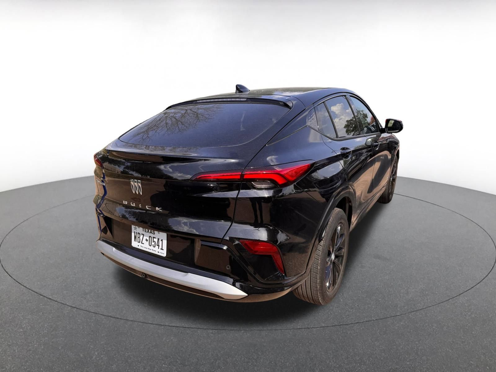 Used 2025 Buick Envista Sport Touring image 4