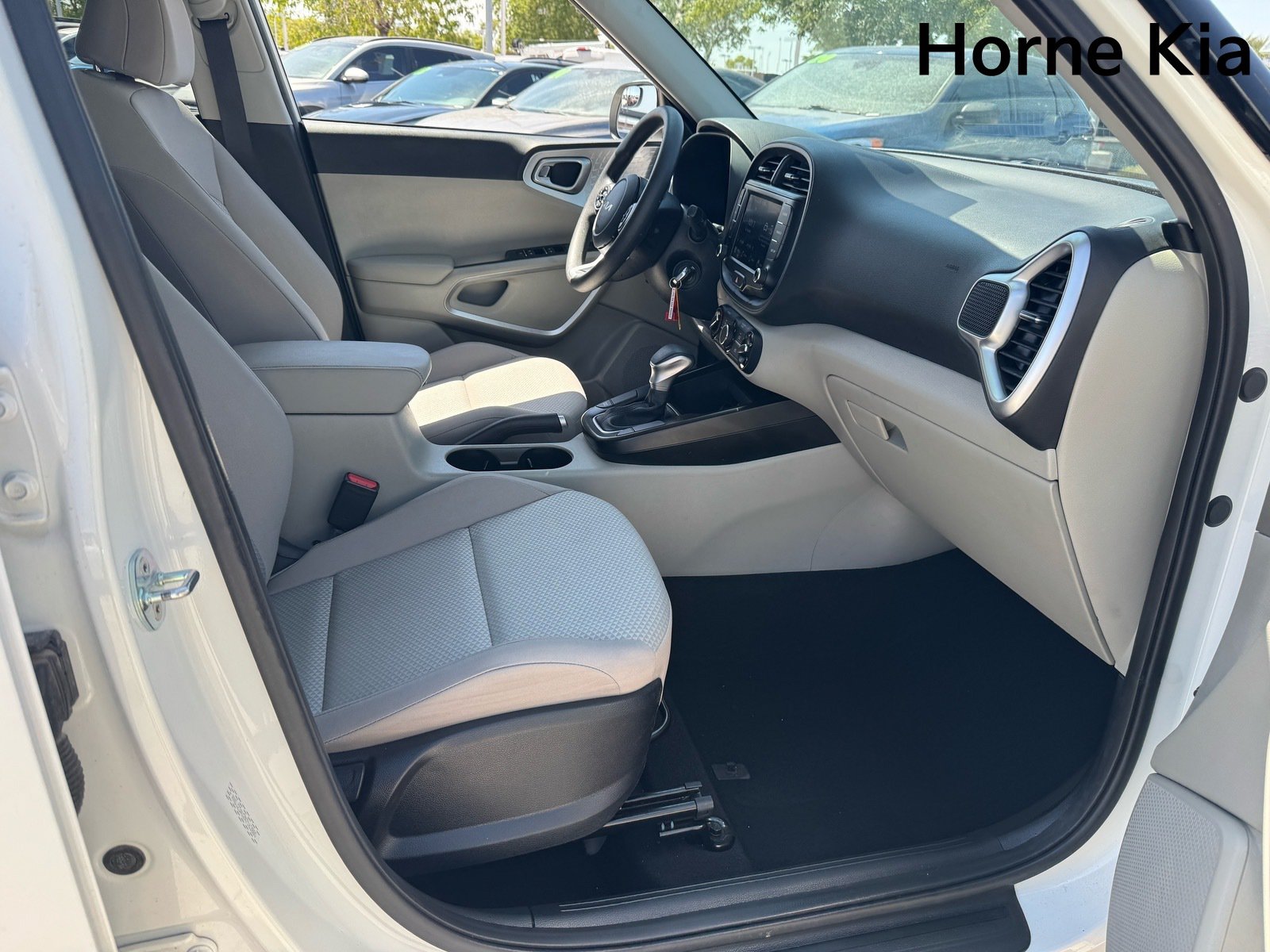Certified 2022 Kia Soul LX FWD image 27