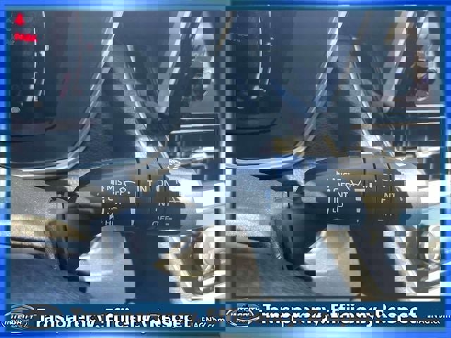 Used 2023 Toyota Corolla Cross XLE w/ Convenience Package image 25