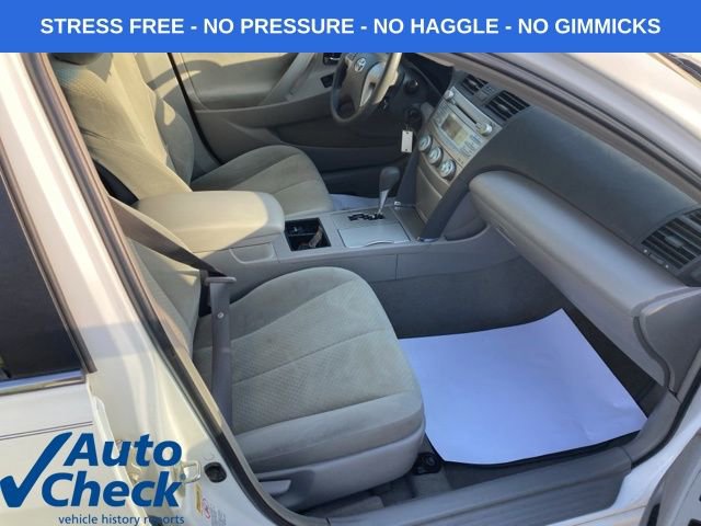 Used 2008 Toyota Camry LE image 32