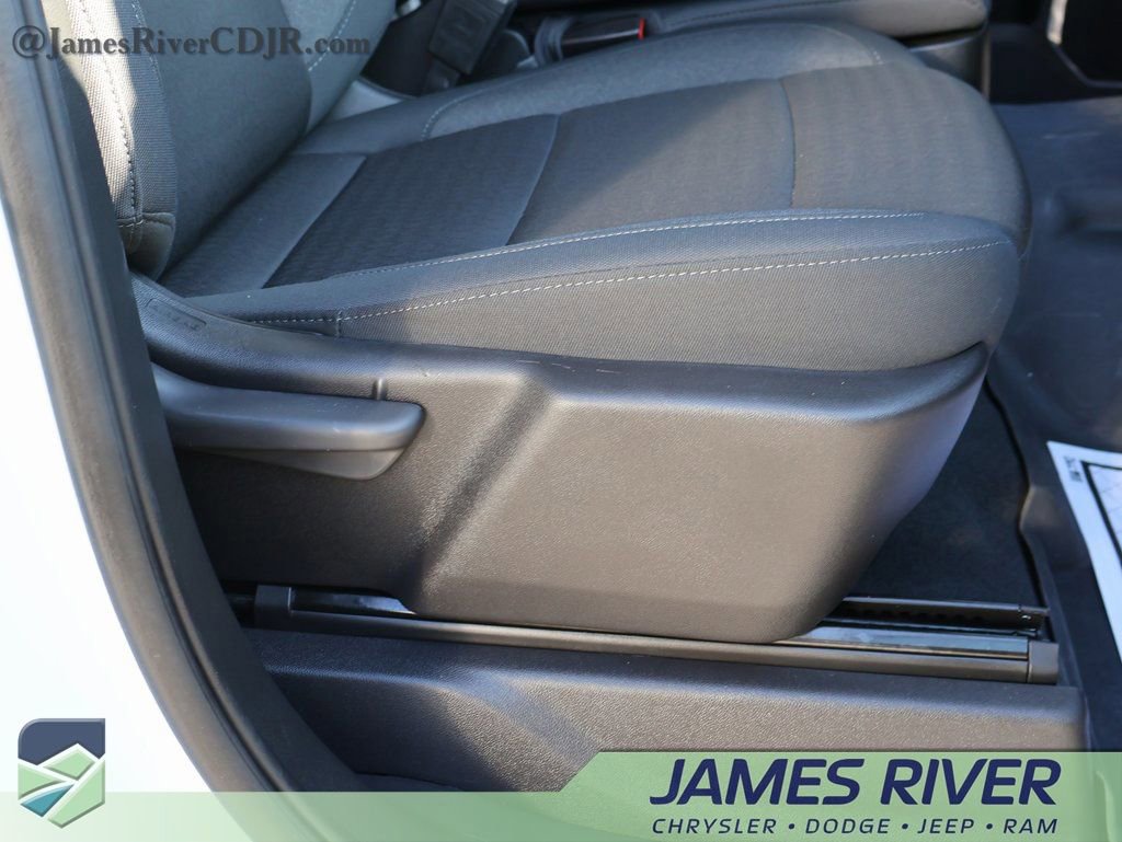 Used 2024 GMC Sierra 2500 SLE w/ SLE Convenience Package image 10