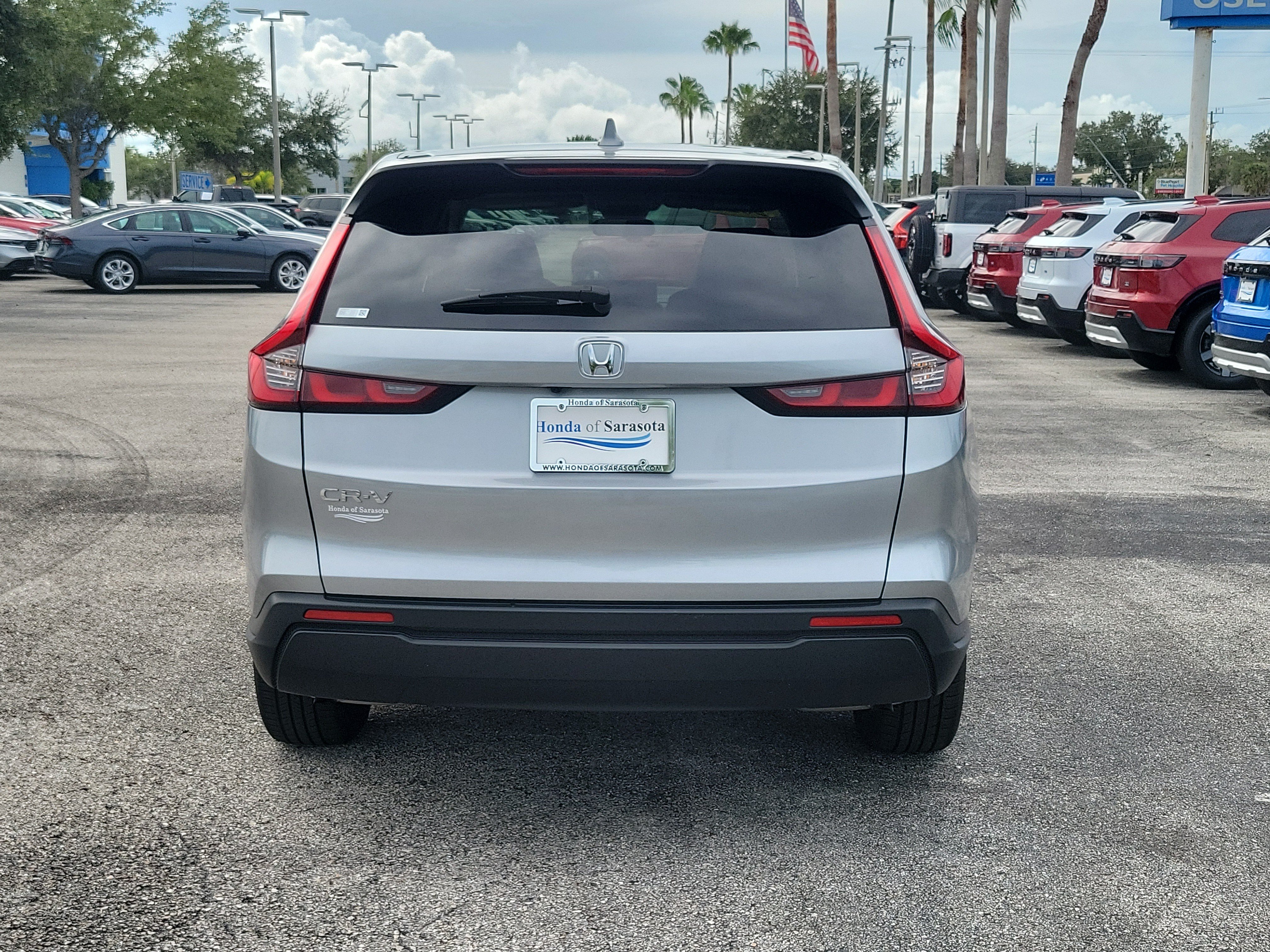 Used 2025 Honda CR-V EX image 6