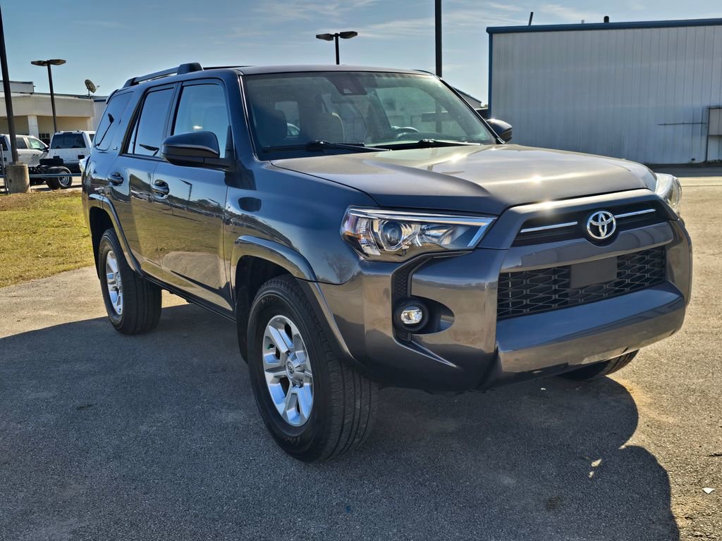 Used 2023 Toyota 4Runner SR5 image 7