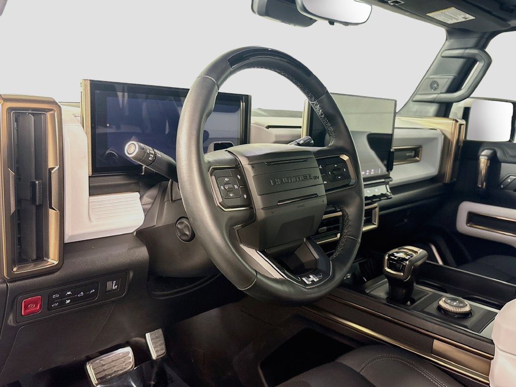 Certified 2022 GMC Hummer EV Edition 1 w/ LPO, Illumination Package AWD/4WD image 11