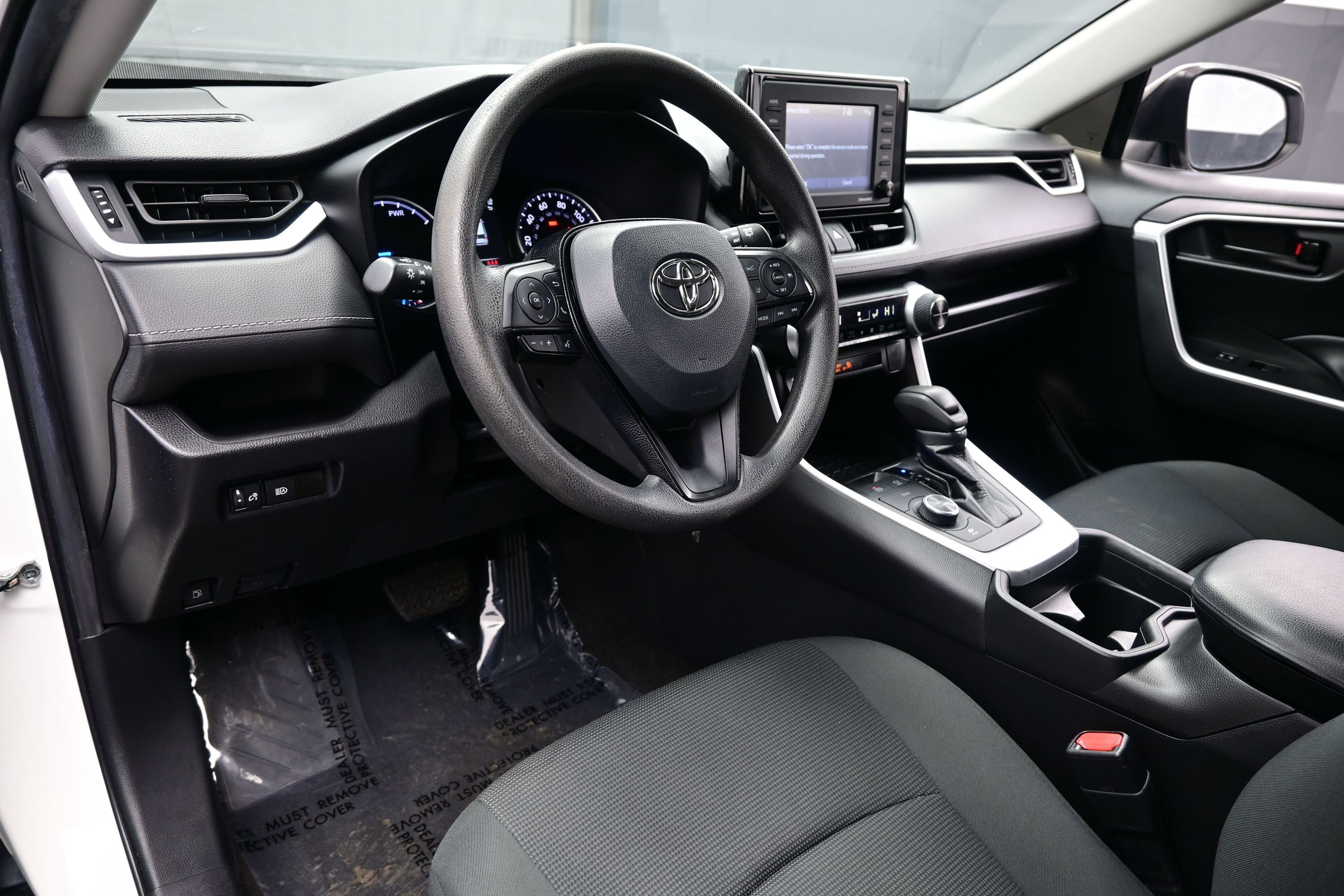 Used 2021 Toyota RAV4 LE AWD/4WD image 12