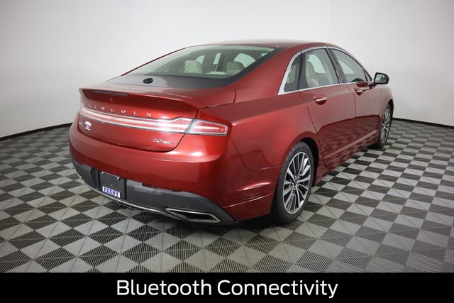 Used 2017 Lincoln MKZ Premiere FWD image 3