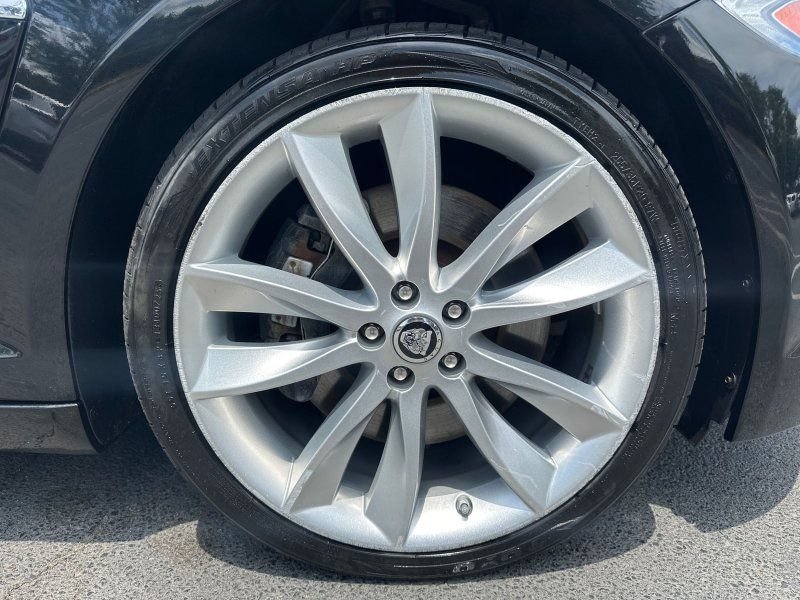 Used 2013 Jaguar XF 3.0 AWD/4WD image 8