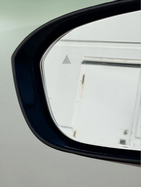 Used 2022 Nissan Rogue SV image 4