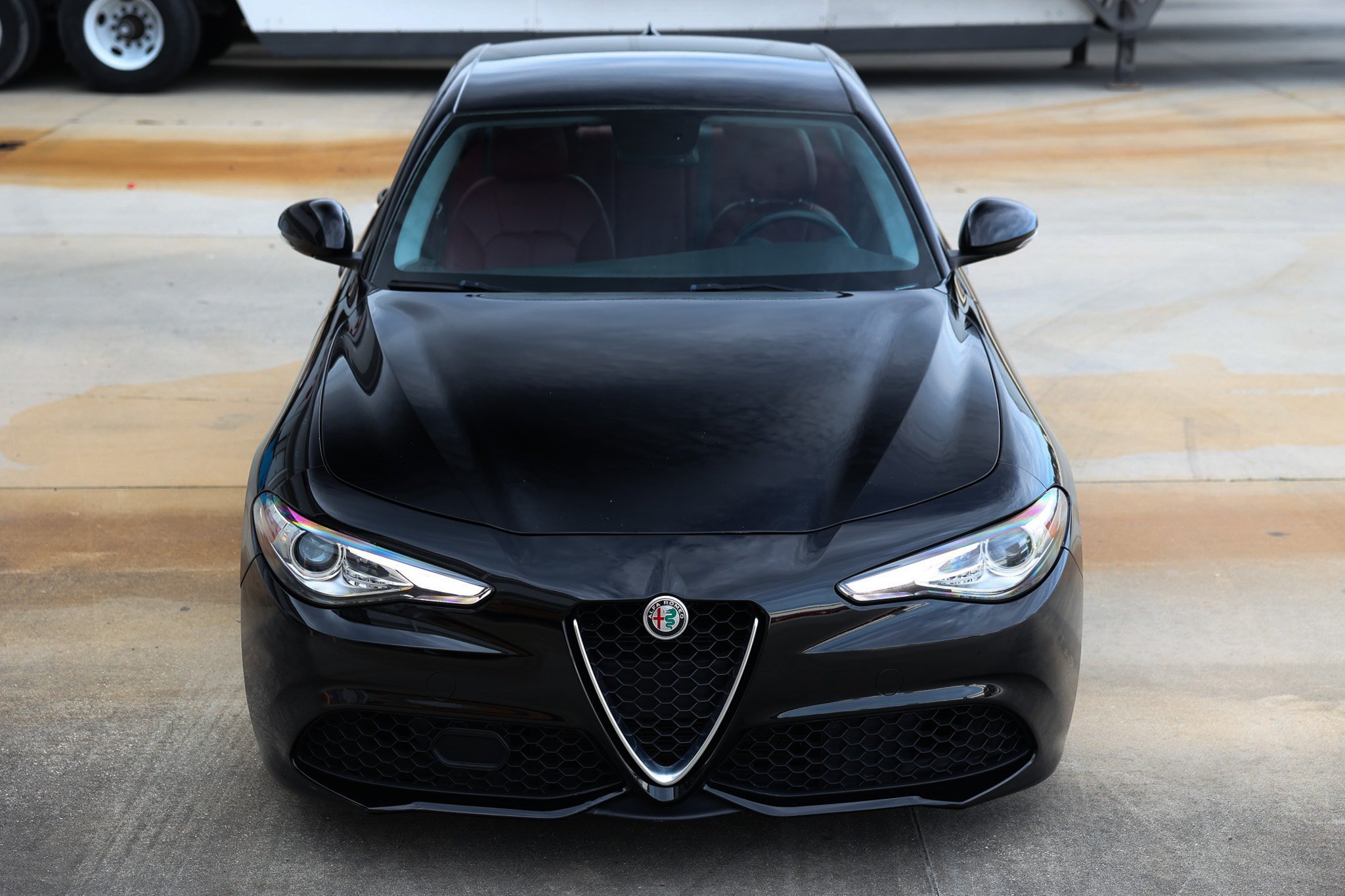 Used 2019 Alfa Romeo Giulia w/ Quick Order Package 22K Sport RWD image 23