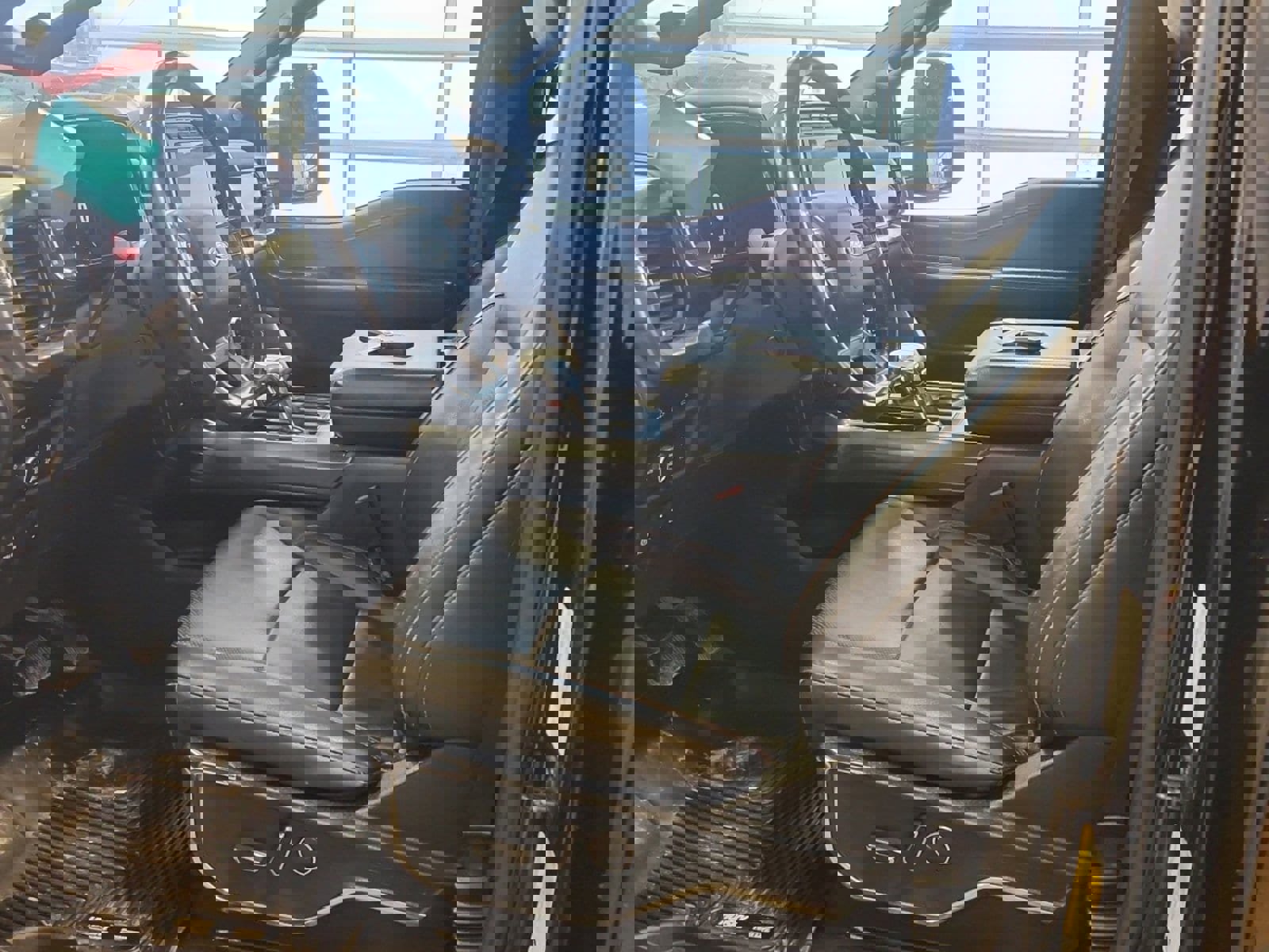 Used 2021 Ford F150 Lariat w/ Equipment Group 502A High image 10