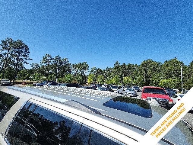 Used 2016 Chevrolet Suburban LTZ AWD/4WD image 18