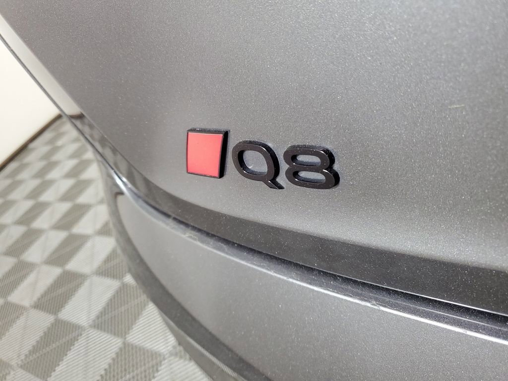 Certified 2024 Audi Q8 e-tron Prestige w/ Prestige Package AWD/4WD image 7