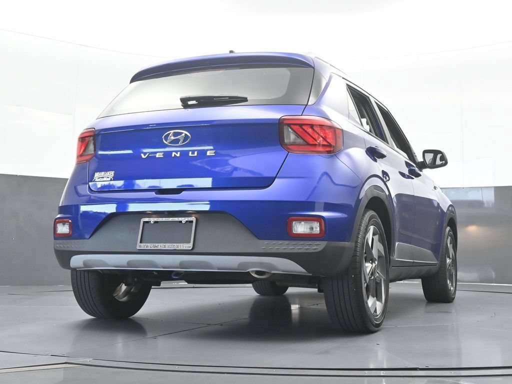 Used 2022 Hyundai Venue SEL FWD image 52