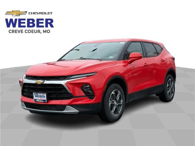 Used 2025 Chevrolet Blazer LT image 1