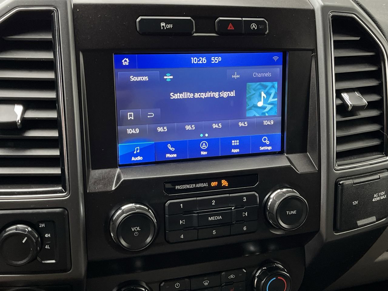 Used 2019 Ford F150 XLT w/ Equipment Group 302A Luxury AWD/4WD image 20